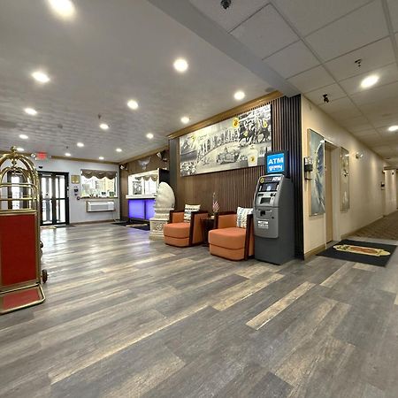 Отель Super 8 By Wyndham Uniontown Pa Экстерьер фото