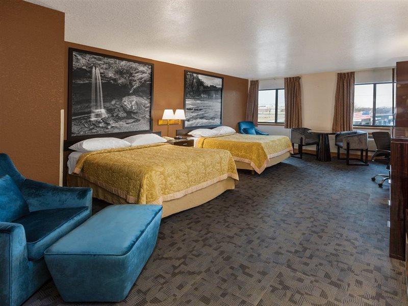 Отель Super 8 By Wyndham Uniontown Pa Экстерьер фото
