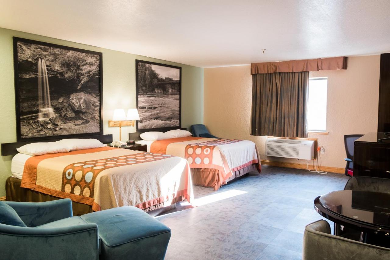 Отель Super 8 By Wyndham Uniontown Pa Экстерьер фото