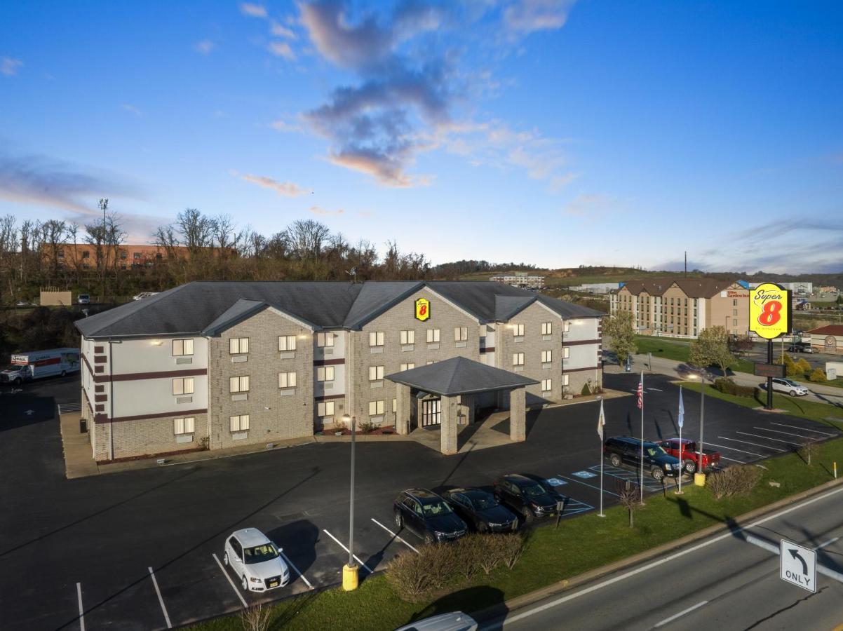 Отель Super 8 By Wyndham Uniontown Pa Экстерьер фото