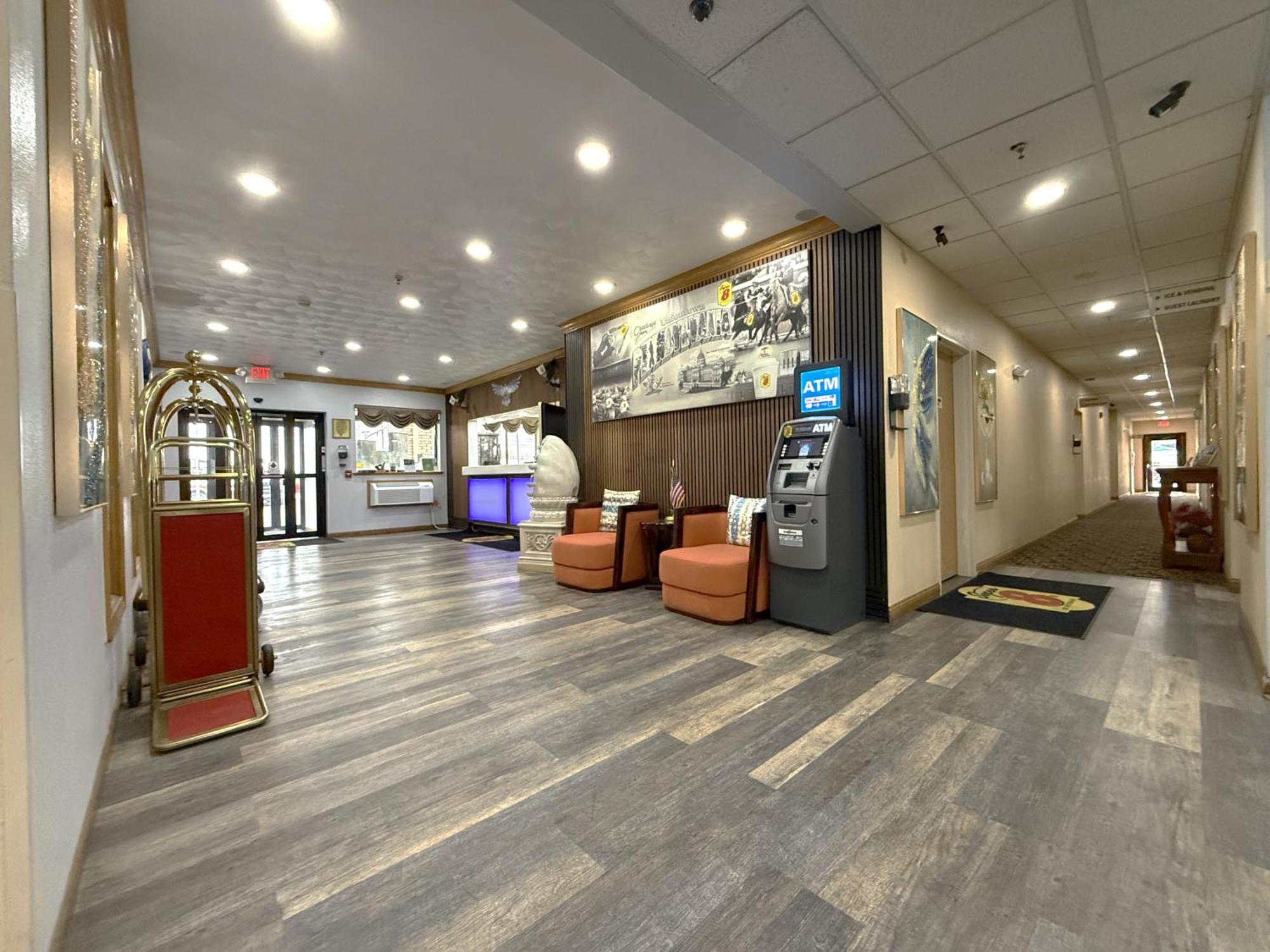 Отель Super 8 By Wyndham Uniontown Pa Экстерьер фото